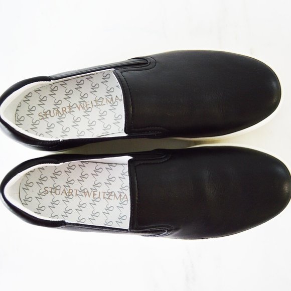 Stuart Weitzman Daryl Leather Slip-On Sneaker. Size 8.5 (EU 39) - Picture 3 of 5